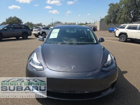 Used 2022 Tesla Model 3 Long Range AWD/4WD image 9