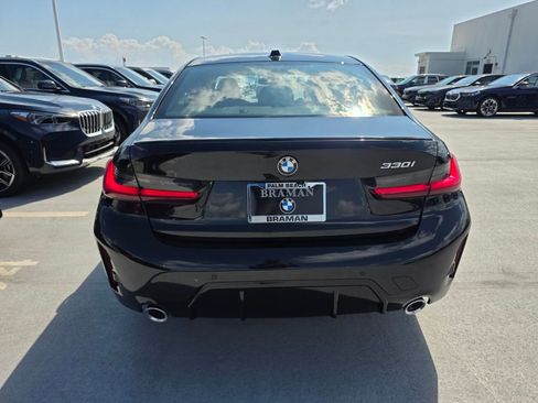 New 2026 BMW 330i Sedan w/ M Sport Package RWD image 5