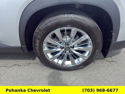 Used 2024 Toyota Grand Highlander AWD image 27