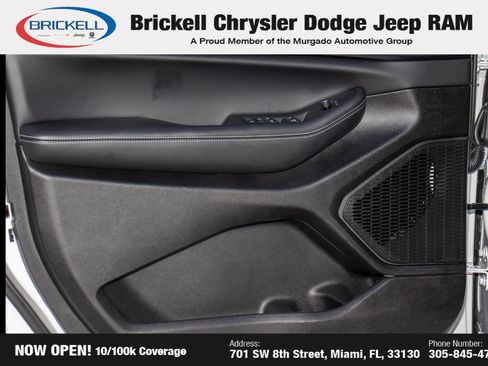 Used 2025 Jeep Grand Cherokee L Laredo RWD image 10