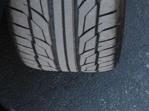 Used 2023 Chevrolet Corvette Stingray Premium Conv w/ Z51 Performance Package image 42