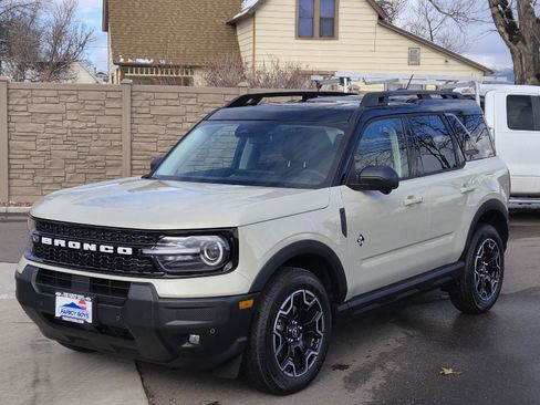 New 2025 Ford Bronco Sport Outer Banks w/ Outer Banks Tech Package+ image 1