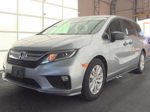 Used 2018 Honda Odyssey LX image 1