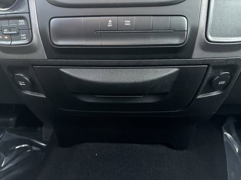 Used 2019 RAM 1500 Express w/ Express Value Package image 28