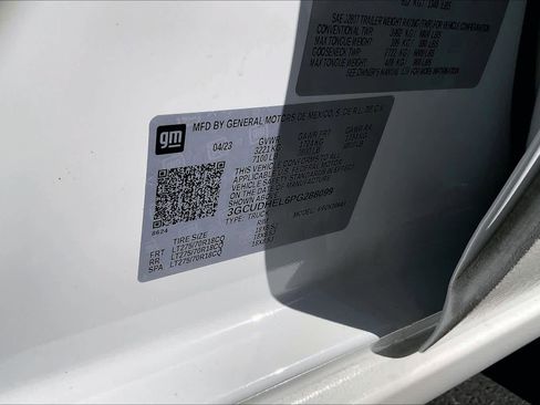 Used 2023 Chevrolet Silverado 1500 ZR2 w/ Technology Package image 29