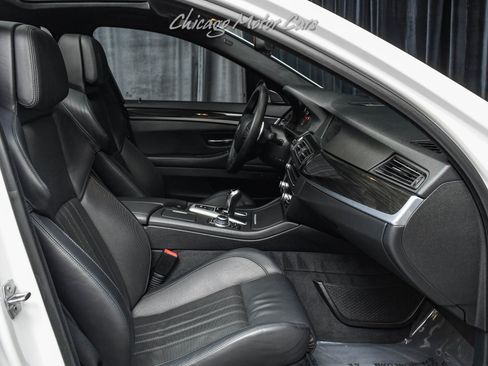 Used 2013 BMW M5 RWD image 24