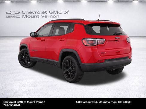 Used 2025 Jeep Compass Latitude w/ Altitude Special Edition AWD/4WD image 23