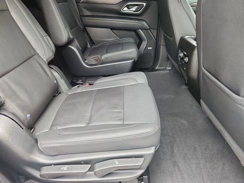 Used 2023 Chevrolet Tahoe Z71 w/ Z71 Off-Road Package AWD/4WD image 27