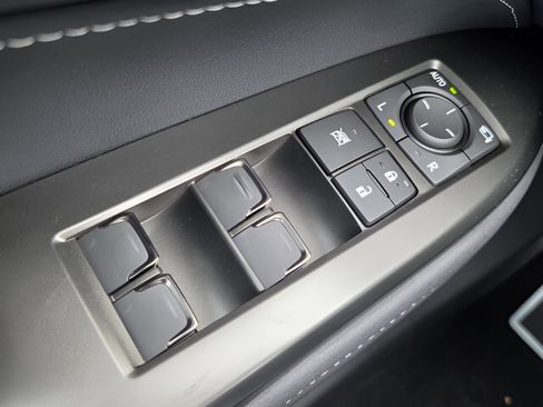 New 2026 Lexus NX 350 F Sport AWD/4WD image 12