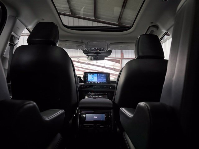 Used 2025 Lincoln Aviator Reserve w/ Illumination Package RWD image 15