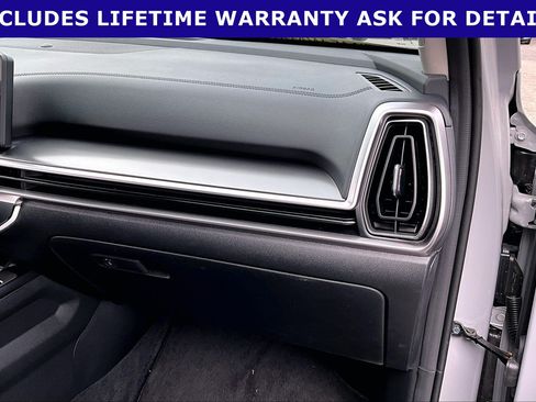 Used 2025 Kia Sorento S FWD image 13
