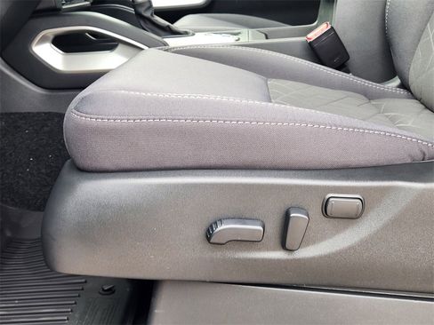 New 2026 Nissan Frontier SV w/ All-Weather Content Package image 18