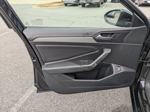 Used 2021 Volkswagen Jetta FWD image 21