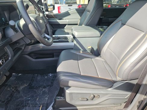 New 2025 Ford F250 Lariat w/ Lariat Ultimate Package image 15