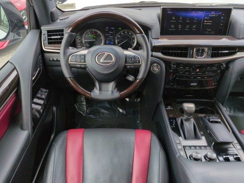 Used 2021 Lexus LX 570 4WD w/ Inspiration Series #2 image 16