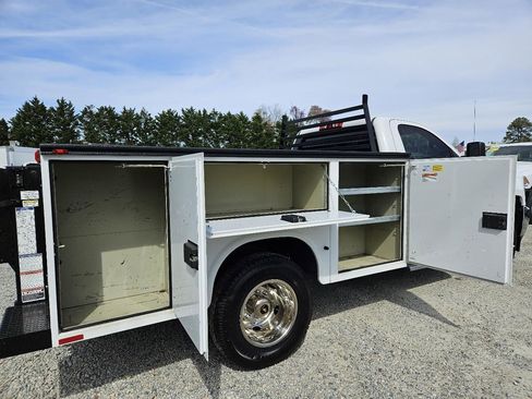 Used 2015 Chevrolet Silverado 3500 W/T w/ WT Convenience Package image 11