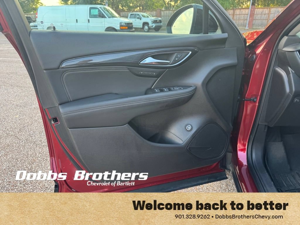 Used 2023 Buick Envision Essence w/ Sport Touring Package FWD image 14