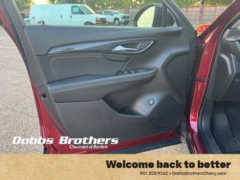 Used 2023 Buick Envision Essence w/ Sport Touring Package FWD image 14
