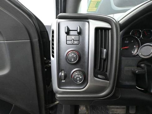 Used 2016 GMC Sierra 2500 SLE w/ SLE Preferred Package image 29