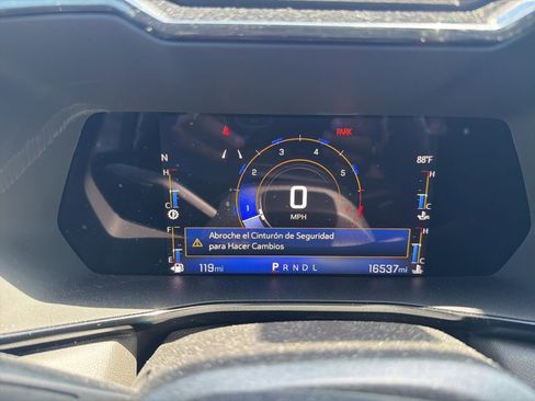 Used 2023 Chevrolet Colorado LT RWD image 3