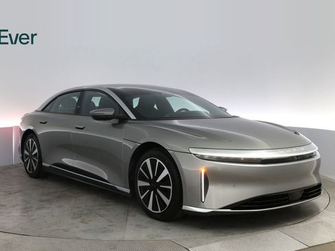 Used 2023 Lucid Air Touring image 13