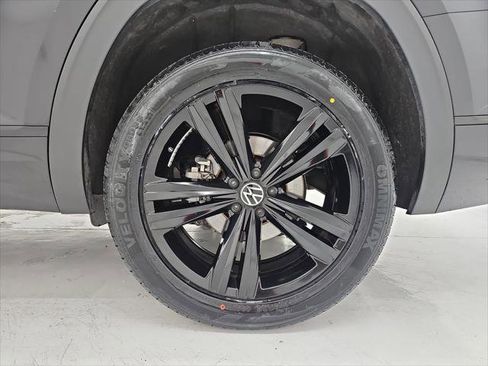 Used 2023 Volkswagen Atlas SEL R-Line AWD/4WD image 53