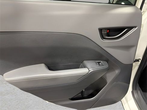 Certified 2024 Subaru Crosstrek 2.0i Premium image 29