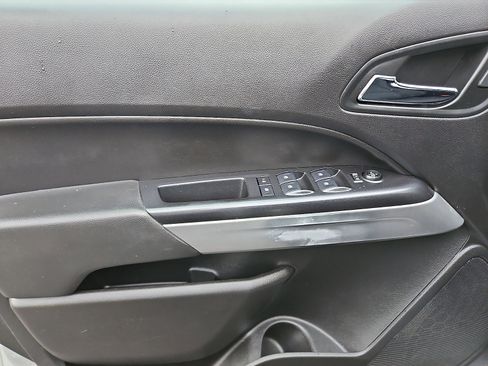 Used 2019 Chevrolet Colorado LT w/ LT Convenience Package AWD/4WD image 12