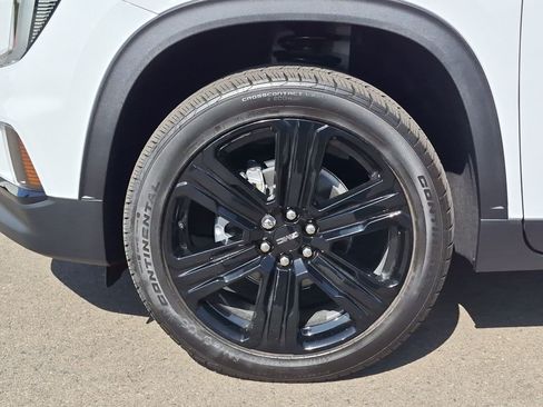 New 2026 GMC Acadia Elevation w/ Black Edition FWD image 33