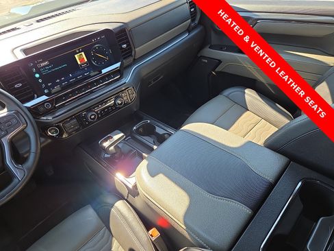 Used 2023 Chevrolet Silverado 1500 ZR2 w/ Technology Package AWD/4WD image 12