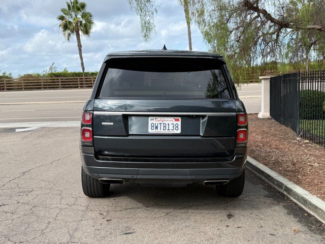 Used 2018 Land Rover Range Rover Supercharged AWD/4WD image 4