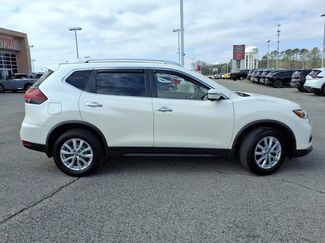 Certified 2018 Nissan Rogue SV w/ Premium Package video 2