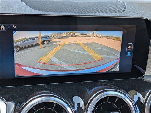 New 2026 Mercedes-Benz GLB 250 image 12