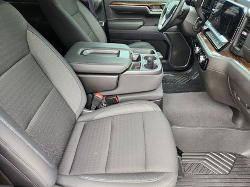Used 2024 GMC Sierra 1500 Elevation RWD image 11