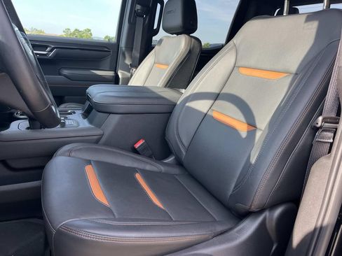 Used 2026 GMC Sierra 1500 AT4 w/ AT4 Premium Package AWD/4WD image 12