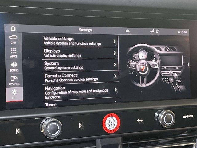 Certified 2026 Porsche Macan AWD/4WD image 34