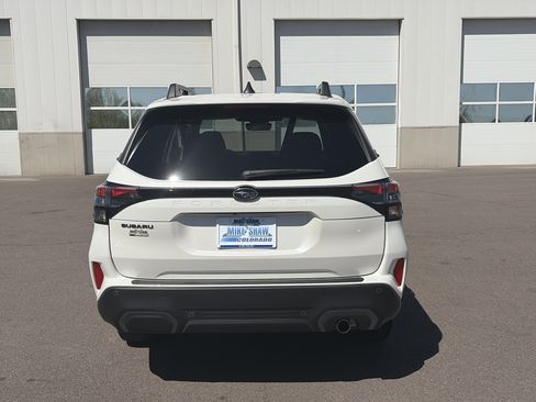 Certified 2025 Subaru Forester Limited AWD/4WD image 6