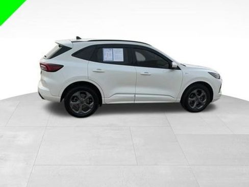 Used 2023 Ford Escape ST-Line Select w/ Tech Pack #1 image 4