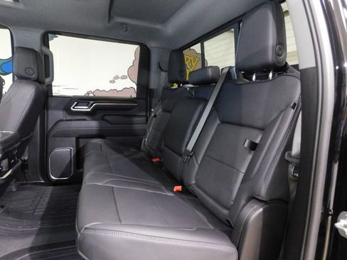 Used 2025 GMC Sierra 3500 Denali w/ Denali Reserve Package AWD/4WD image 78