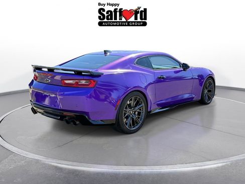 Used 2017 Chevrolet Camaro ZL1 RWD image 8