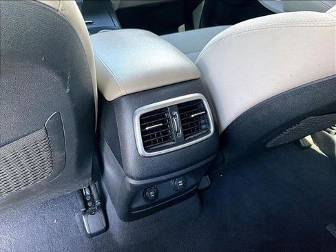 Used 2019 Kia Sorento LX w/ Option Group 020 image 21