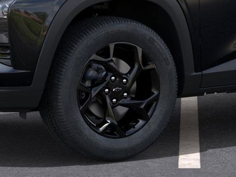 New 2026 Chevrolet Trax LT image 9