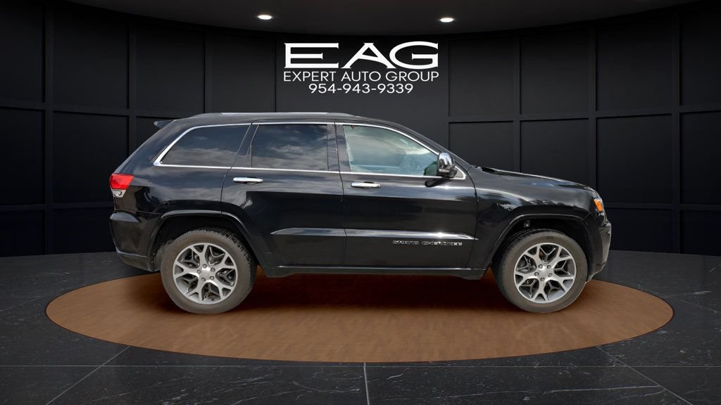Used 2020 Jeep Grand Cherokee Overland AWD/4WD image 3