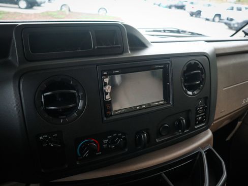 Used 2018 Ford E-350 and Econoline 350 Super Duty w/ Motorhome Prep Package image 24