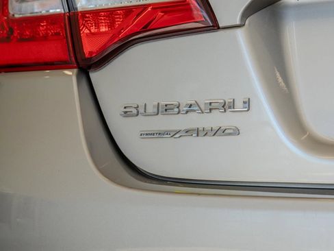 Used 2015 Subaru Legacy 2.5i Premium AWD/4WD image 22