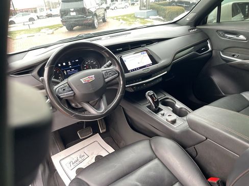 Used 2020 Cadillac XT4 Sport image 27