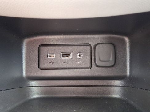 Certified 2024 Chevrolet Equinox LS FWD image 23