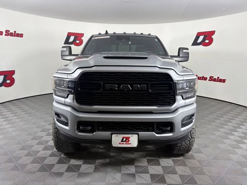 Used 2024 RAM 2500 Limited AWD/4WD image 11