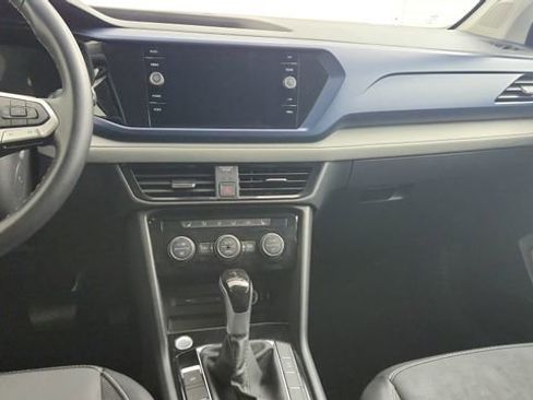 Used 2024 Volkswagen Taos SE image 15