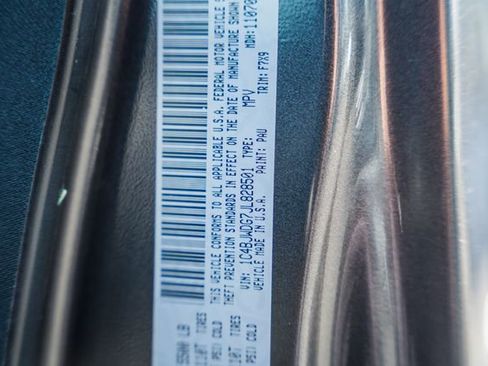 Used 2018 Jeep Wrangler Unlimited Sport image 38